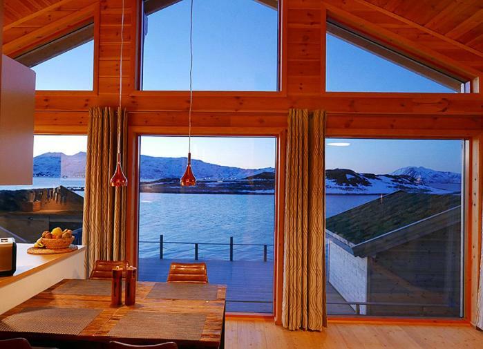 Вилла Mikkelvik Brygge Mikkelvika Экстерьер фото